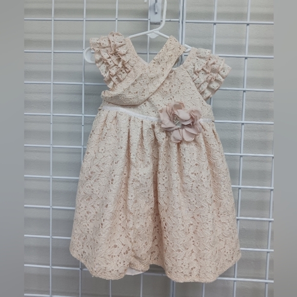 LAURA ASHLEY DAISY EMBROIDED DRESS - Picture 2 of 6